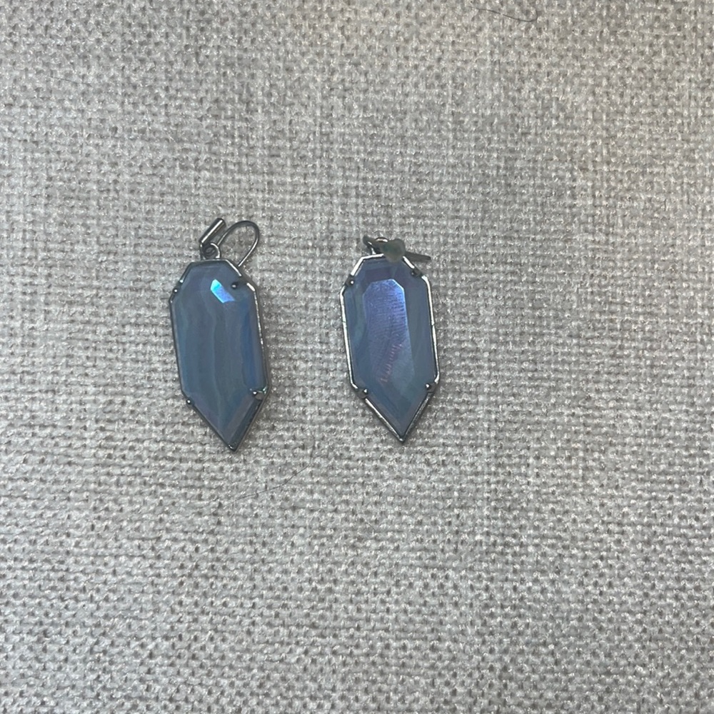 Purple Kendra Scott dangle earrings